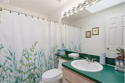 7417 SE Sherrett St, Portland, OR 97206 - Photo 20
