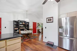7417 SE Sherrett St, Portland, OR 97206 - Photo 14
