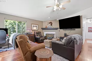 7417 SE Sherrett St, Portland, OR 97206 - Photo 6