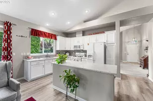 17812 SE 13th St, Vancouver, WA 98683 - Photo 8