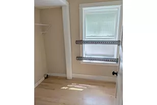 2004 SE Ash St, Portland, OR 97214 - Photo 12