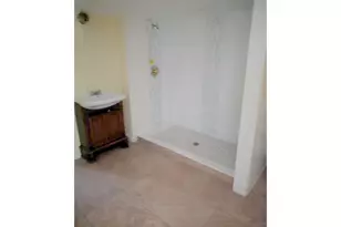 2004 SE Ash St, Portland, OR 97214 - Photo 22