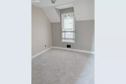 2004 SE Ash St, Portland, OR 97214 - Photo 14