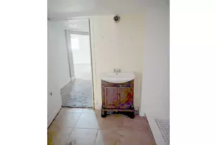 2004 SE Ash St, Portland, OR 97214 - Photo 20