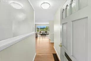 7202 SW Nevada Terrace, Portland, OR 97219 - Photo 4