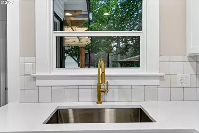 5465 SW Scholls Ferry Rd, Portland, OR 97225 - Photo 16