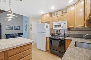 34145 Venture Blvd, Pacific City, OR 97135 - Photo 10