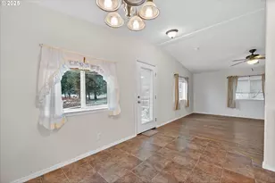 2410 Colorado Ave, Baker City, OR 97814 - Photo 18