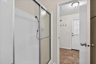 2410 Colorado Ave, Baker City, OR 97814 - Photo 10