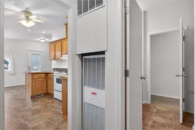 2410 Colorado Ave, Baker City, OR 97814 - Photo 22