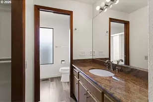 15638 NE Russell Pl, Portland, OR 97230 - Photo 28