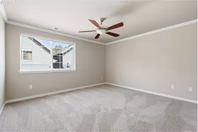 403 NE Suttle Rd, Portland, OR 97211 - Photo 14