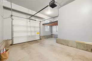 403 NE Suttle Rd, Portland, OR 97211 - Photo 24