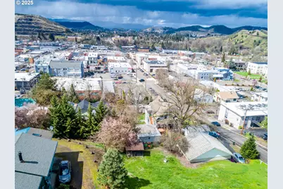 503 SE Chadwick St, Roseburg, OR 97470 - Photo 38