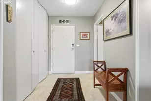 1400 SE Lava Dr, Milwaukie, OR 97222 - Photo 4