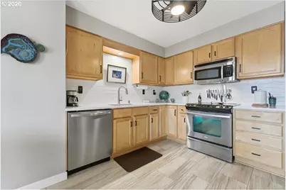 1400 SE Lava Dr #8, Milwaukie, OR 97222 - Photo 12