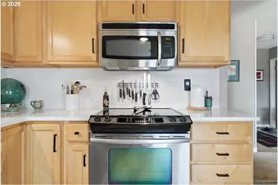 1400 SE Lava Dr #8, Milwaukie, OR 97222 - Photo 14