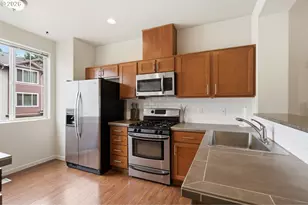 340 NW 116th Ave, Portland, OR 97229 - Photo 18