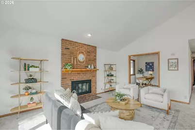 15035 NE Sacramento St #62, Portland, OR 97230 - Photo 10