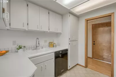 15035 NE Sacramento St #62, Portland, OR 97230 - Photo 16