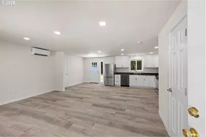 2405 NE 110th Ave, Vancouver, WA 98684 - Photo 2