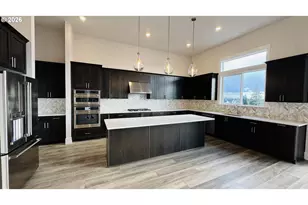 17634 SW Watchman Ln, Beaverton, OR 97007 - Photo 16