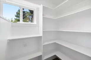 6615 SE 64th Ave, Portland, OR 97206 - Photo 12