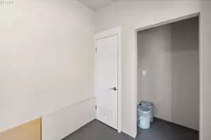 6615 SE 64th Ave, Portland, OR 97206 - Photo 24