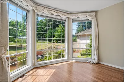 11045 James Way Dr SE, Aumsville, OR 97325 - Photo 4
