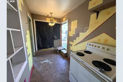 107 5th St, Amity, OR 97101 - Photo 8