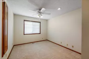 13227 SW Benish St, Portland, OR 97223 - Photo 22