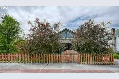 415 N Gale St, Heppner, OR 97836 - Photo 1