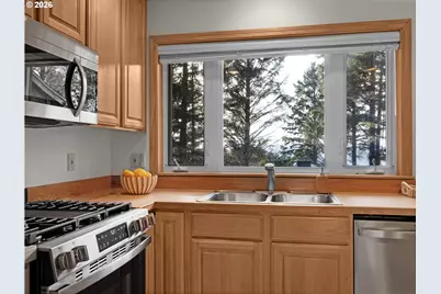 3763 E Chinook Ave, Cannon Beach, OR 97110 - Photo 12