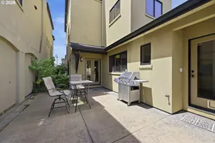 2909 Lord Byron Pl, Eugene, OR 97408 - Photo 40