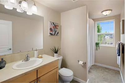 2527 Park View Dr, Eugene, OR 97408 - Photo 16