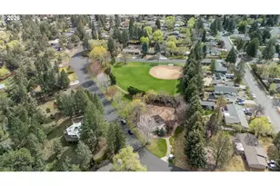 1382 NE Drost Dr, Bend, OR 97701 - Photo 44