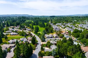 2221 NW Doral St, McMinnville, OR 97128 - Photo 46