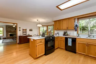 2221 NW Doral St, McMinnville, OR 97128 - Photo 18