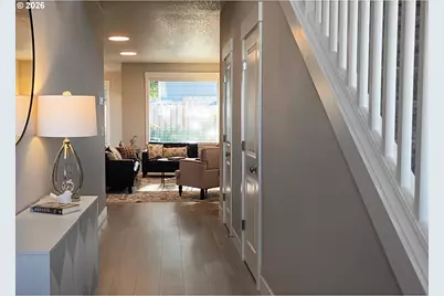 17649 SW Cobb Ln, Beaverton, OR 97007 - Photo 2