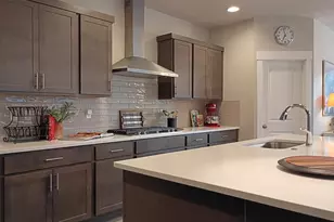 17649 SW Cobb Ln, Beaverton, OR 97007 - Photo 8