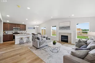 5177 Holly St, Springfield, OR 97478 - Photo 2