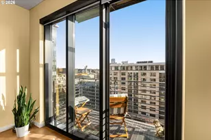 922 NW 11th Ave, Portland, OR 97209 - Photo 4