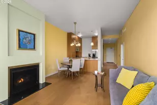 922 NW 11th Ave, Portland, OR 97209 - Photo 14