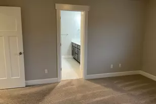 1048 NE Regan Hill Loop, Estacada, OR 97023 - Photo 16