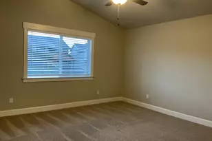 1048 NE Regan Hill Loop, Estacada, OR 97023 - Photo 14