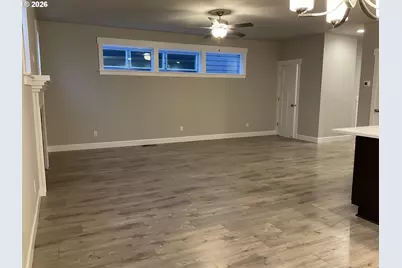 1048 NE Regan Hill Loop, Estacada, OR 97023 - Photo 10