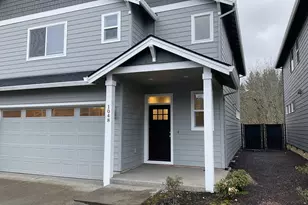 1048 NE Regan Hill Loop, Estacada, OR 97023 - Photo 2