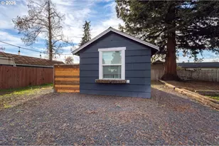 370 S 38th St, Springfield, OR 97478 - Photo 20