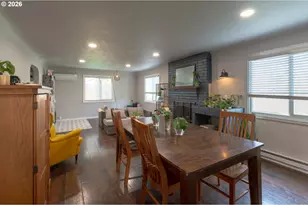 370 S 38th St, Springfield, OR 97478 - Photo 4