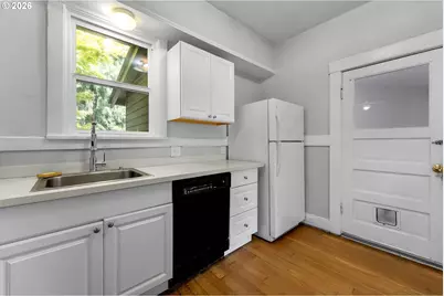 5230 NE 33rd Ave, Portland, OR 97211 - Photo 12